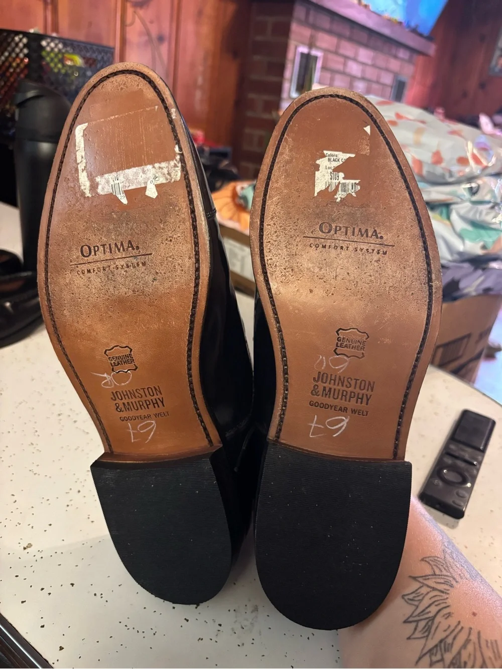 Johnston & Murphy Melton Classic Dress Cap Toe Oxford